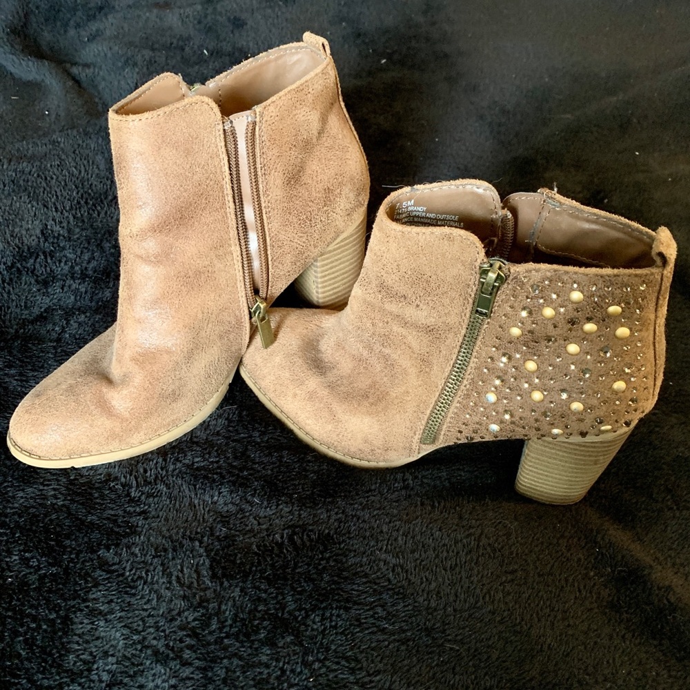 Light brown zip booties with gold bling on outer sides. Nice heel.
